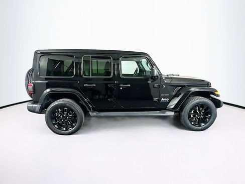 Used 2023 Jeep Wrangler Sahara image 10