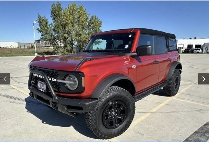 Used 2023 Ford Bronco Wildtrak AWD/4WD image 1