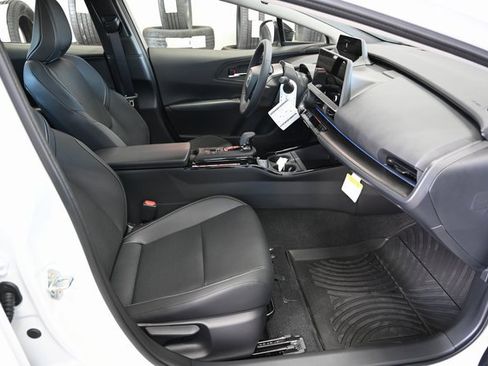 New 2026 Toyota Prius Plug-In Hybrid image 11