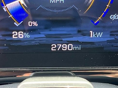 Used 2025 Chevrolet Silverado EV RST image 26