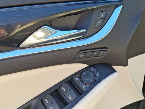 Used 2023 Buick Enclave Premium w/ Experience Buick Package image 24