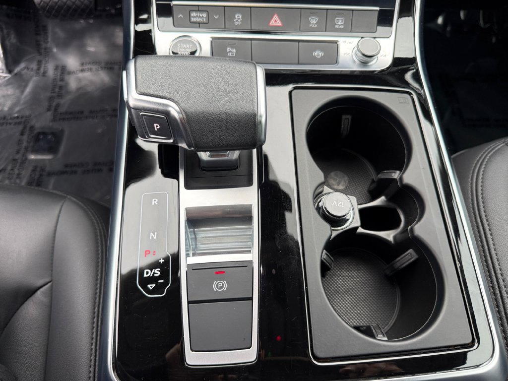 Used 2023 Audi Q7 2.0T Premium w/ Convenience Package AWD/4WD image 19