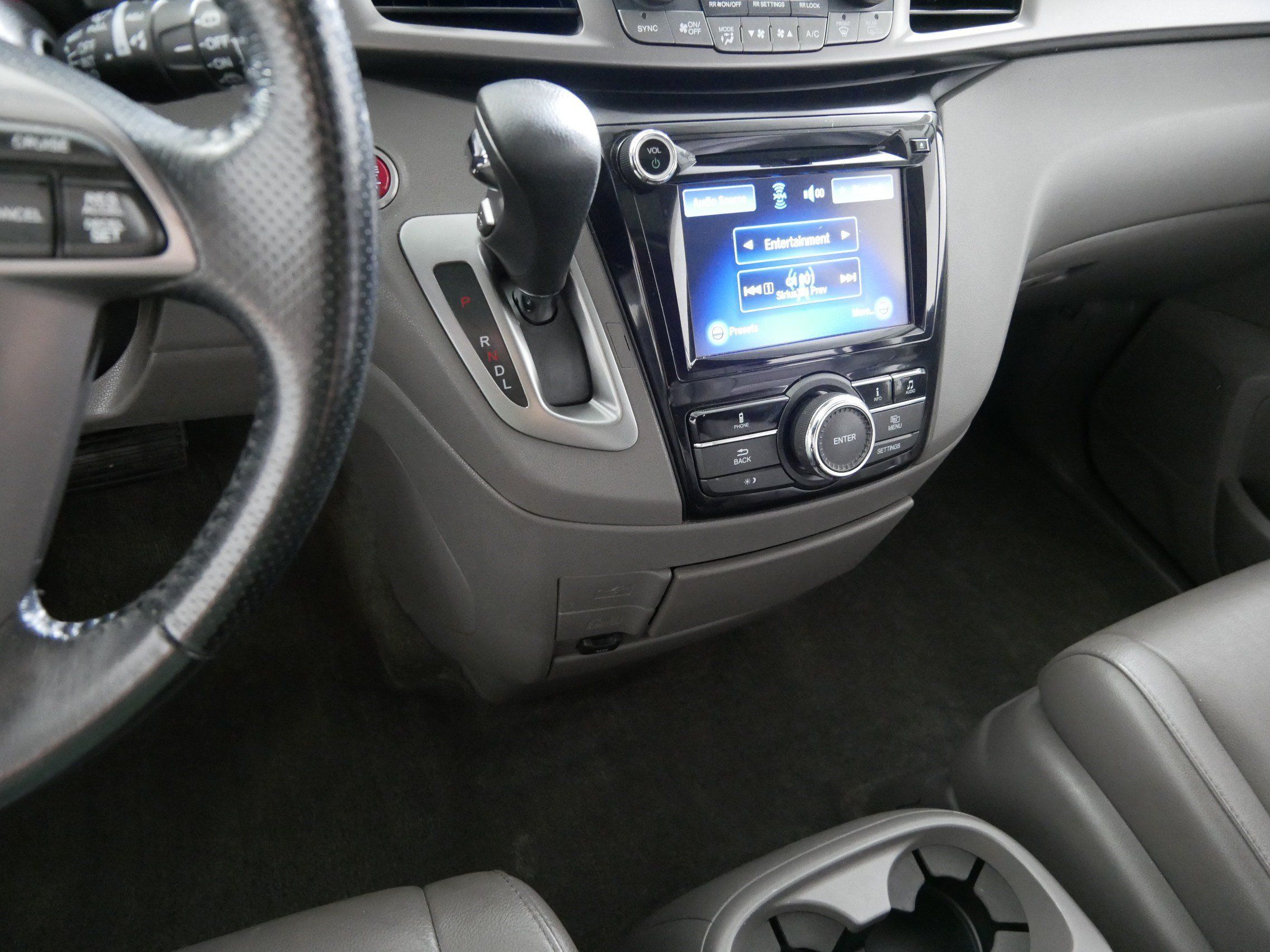 Used 2015 Honda Odyssey EX-L image 24