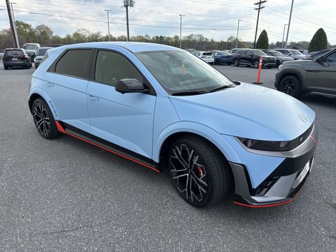 Certified 2025 Hyundai Ioniq 5 N image 3