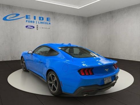 Certified 2024 Ford Mustang Coupe RWD image 6