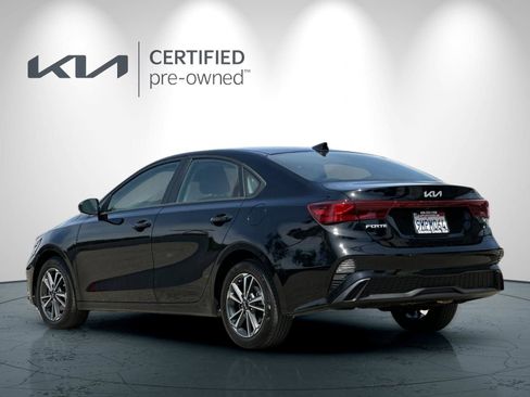 Certified 2024 Kia Forte LXS FWD image 6