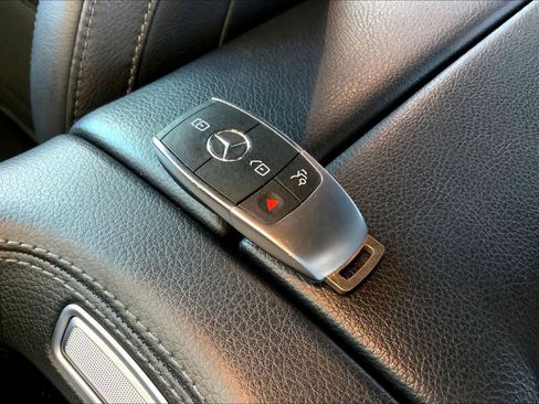 Used 2021 Mercedes-Benz GLE 350 image 15