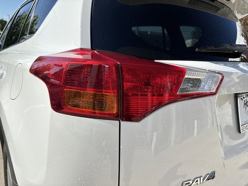 Used 2014 Toyota RAV4 XLE image 8