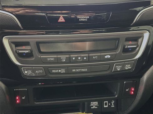 Used 2023 Honda Ridgeline Black Edition image 9