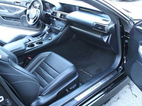 Used 2016 Lexus RC 200t image 19