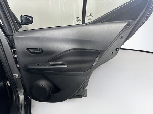 Used 2024 Nissan Kicks S FWD image 27