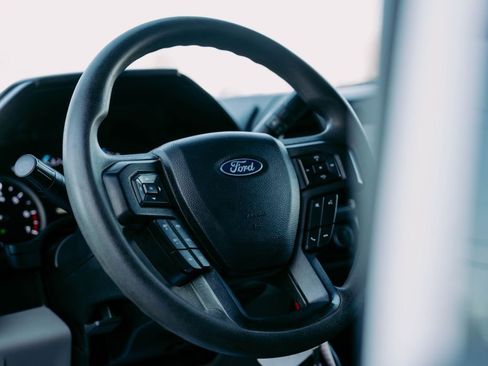 Used 2021 Ford F350 XLT w/ XLT Value Package image 16