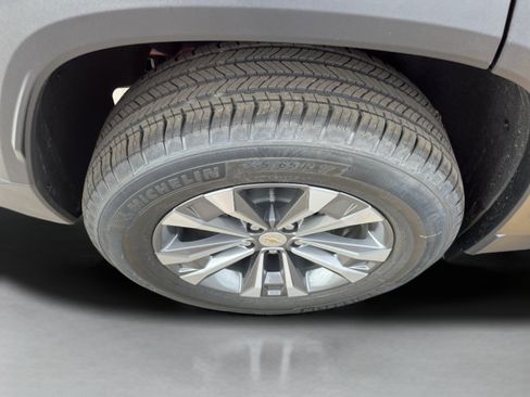 New 2027 Chevrolet Equinox LT AWD/4WD image 29