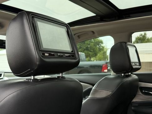 Used 2017 Nissan Murano Platinum w/ Platinum Technology Package FWD image 29