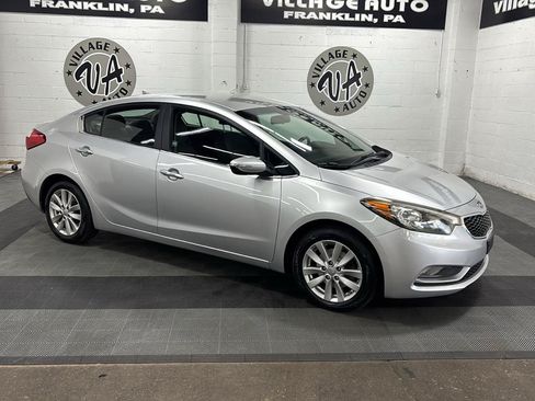 Used 2014 Kia Forte EX FWD image 2