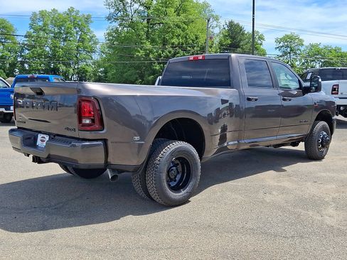 New 2026 RAM 3500 Big Horn AWD/4WD image 4