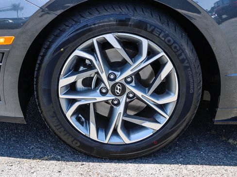 Used 2020 Hyundai Sonata SEL w/ Cargo Package FWD image 12