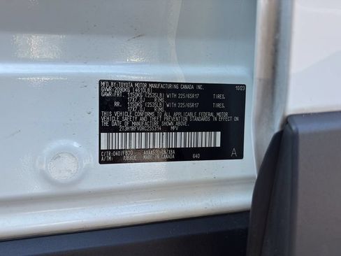 Used 2024 Toyota RAV4 LE FWD image 22