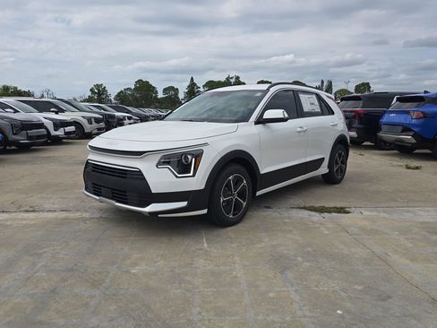 New 2026 Kia Niro EX FWD image 4