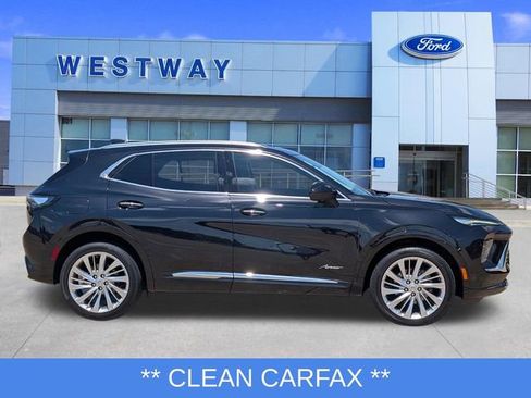 Used 2025 Buick Envision Avenir AWD/4WD image 2