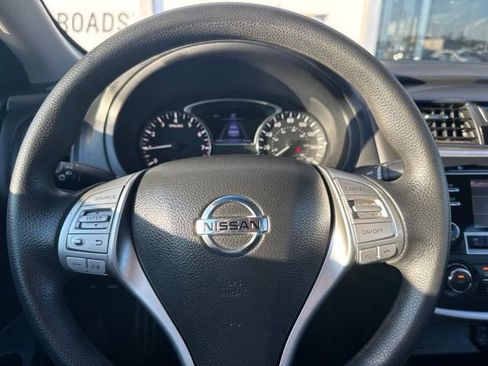 Used 2017 Nissan Altima 2.5 S w/ Power Driver Seat Package FWD image 14