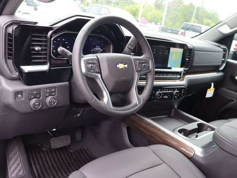 New 2026 Chevrolet Silverado 2500 LT w/ Z71 Chrome Sport Edition AWD/4WD image 6