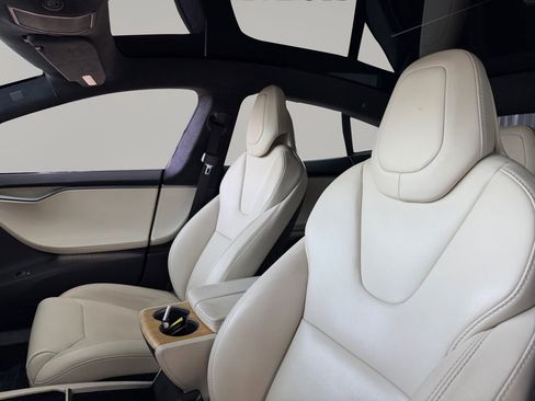 Used 2020 Tesla Model S Long Range image 9