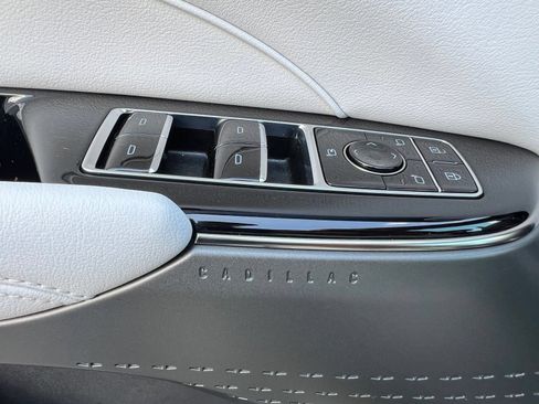 Used 2024 Cadillac Lyriq Luxury RWD image 27