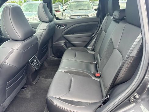 Certified 2026 Subaru Forester Touring AWD/4WD image 11