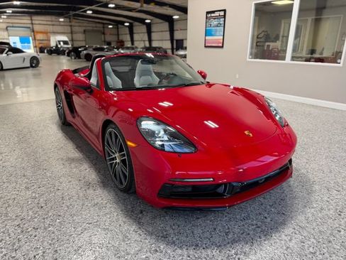 Used 2024 Porsche 718 Boxster GTS RWD image 14