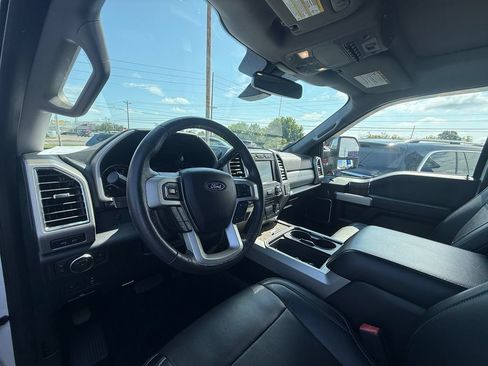 Used 2018 Ford F350 Lariat w/ Lariat Ultimate Package AWD/4WD image 16