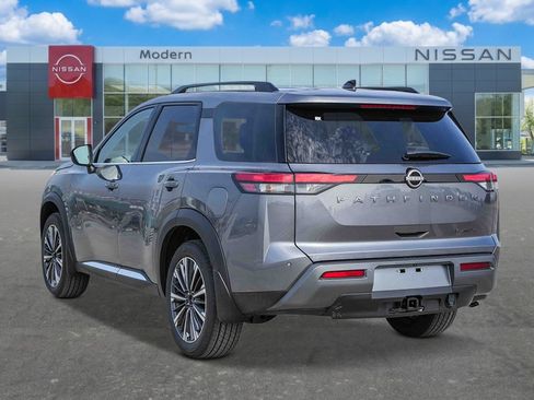 New 2026 Nissan Pathfinder Platinum w/ Cargo Package FWD image 2
