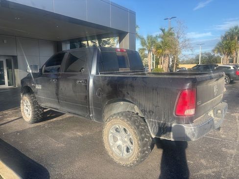 Used 2018 RAM 1500 Classic SLT image 4