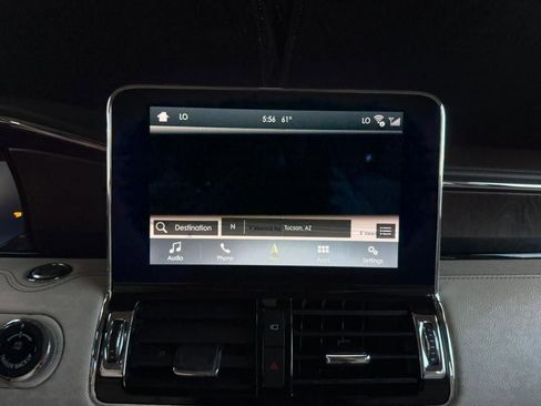 Used 2019 Lincoln Navigator Reserve image 61