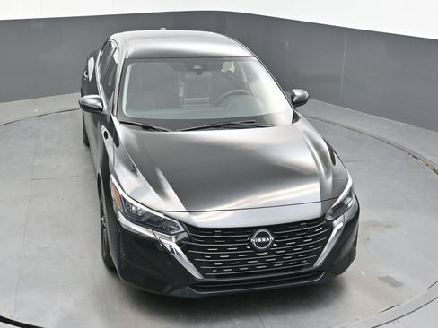 Used 2024 Nissan Sentra SV image 29