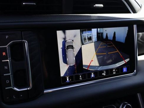 Certified 2023 GMC Yukon Denali AWD/4WD image 34