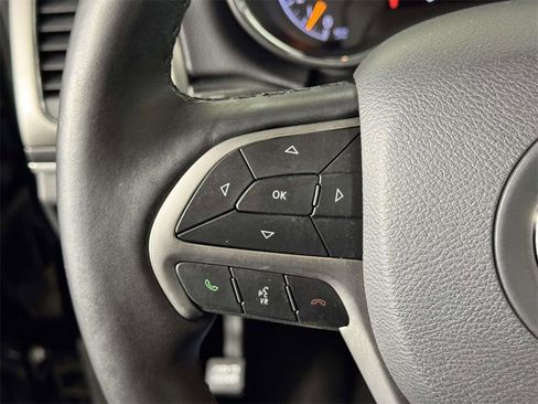 Used 2020 Jeep Grand Cherokee Limited image 22