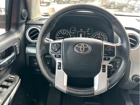 Used 2019 Toyota Tundra Platinum AWD/4WD image 16