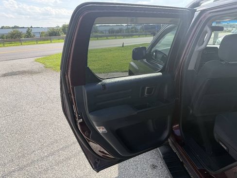 Used 2012 Honda Ridgeline RTS image 19