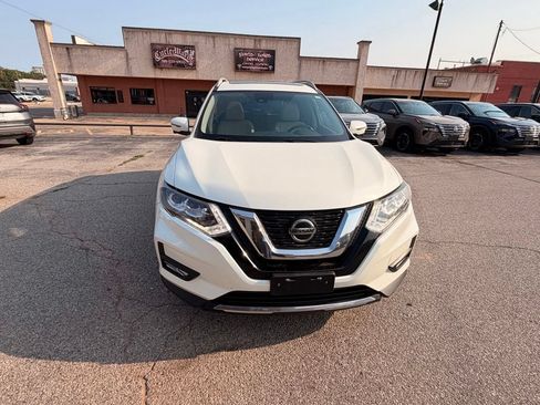 Used 2020 Nissan Rogue SL w/ Premium Package FWD image 10