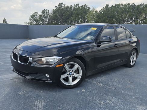 Used 2014 BMW 320i Sedan image 1