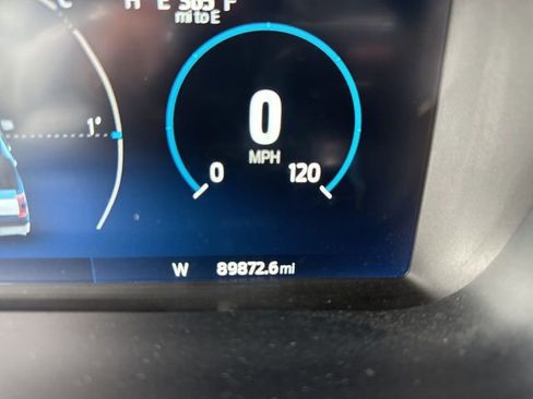 Used 2022 Ford F150 Lariat w/ Equipment Group 501A Mid image 17