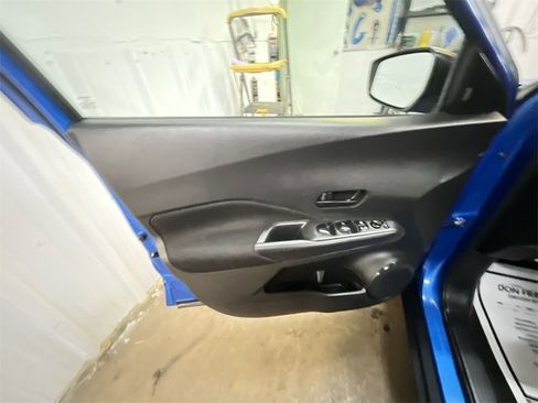 Used 2022 Nissan Kicks S image 13