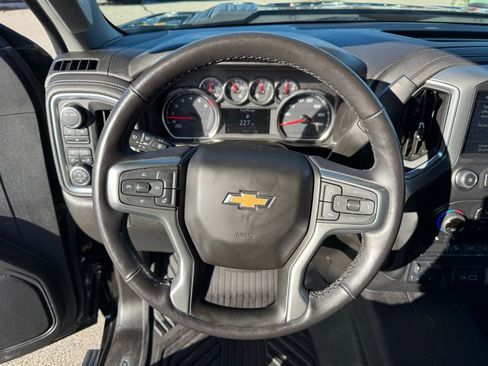 Used 2020 Chevrolet Silverado 2500 LT w/ Convenience Package image 12