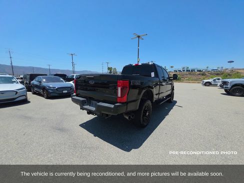 Used 2022 Ford F250 Lariat w/ Black Appearance Package AWD/4WD image 6