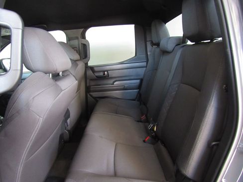 Certified 2026 Toyota Tacoma SR5 AWD/4WD image 19