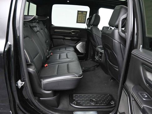 Used 2019 RAM 1500 Limited image 12