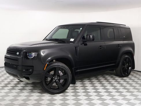 Used 2022 Land Rover Defender 110 X-Dynamic HSE AWD/4WD image 3