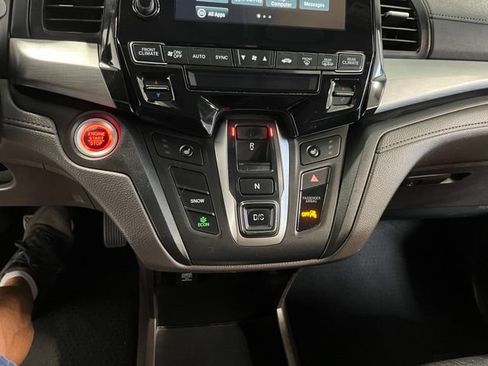 Used 2019 Honda Odyssey EX image 28