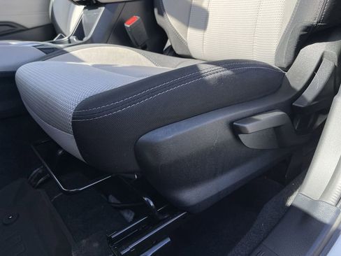 Used 2021 Subaru Forester AWD/4WD image 21